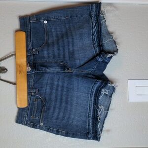 Banana Republic Factory rough hem denim stretch shorts, size 4